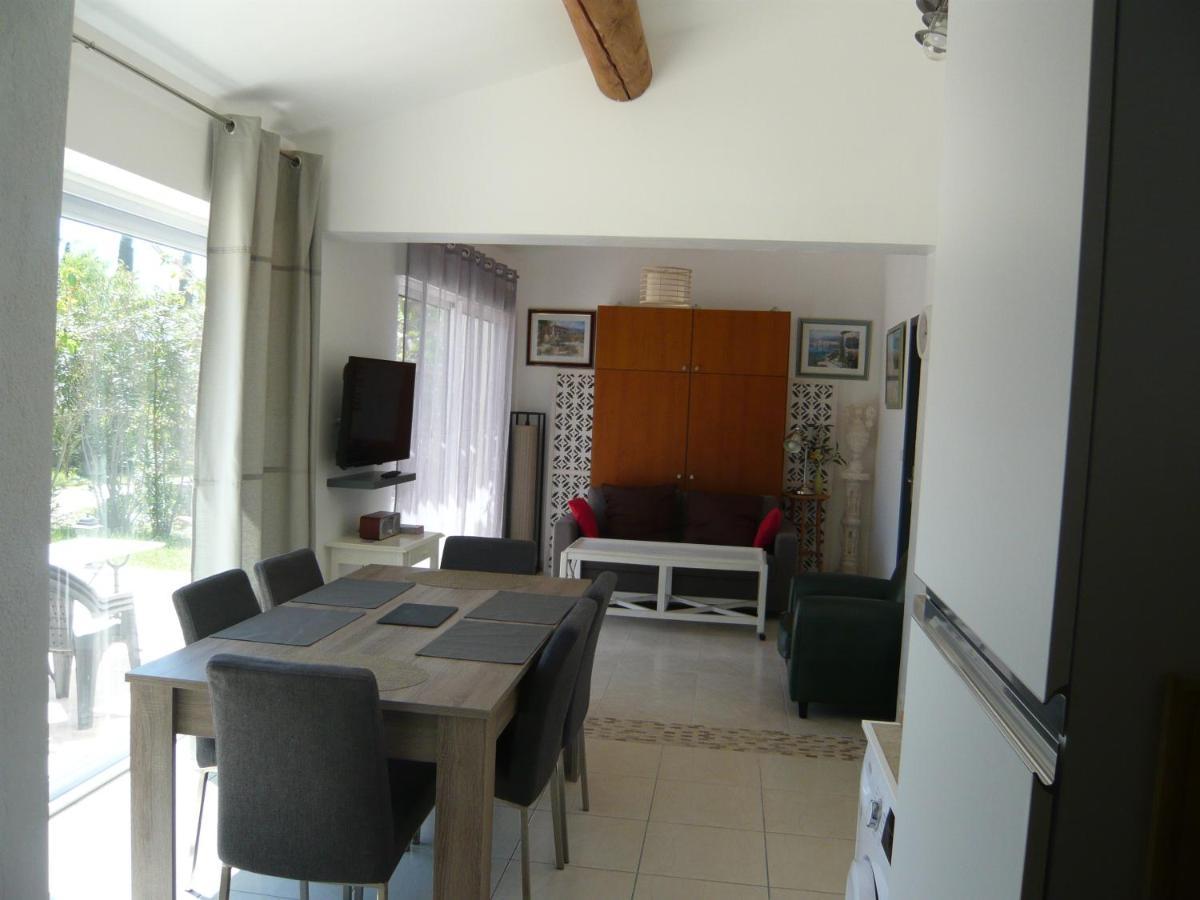 Ferienwohnung Locations Des Alpilles Saint-Rémy-de-Provence Exterior foto