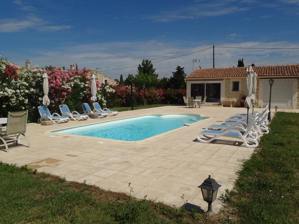 Ferienwohnung Locations Des Alpilles Saint-Rémy-de-Provence Exterior foto