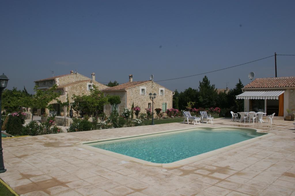 Ferienwohnung Locations Des Alpilles Saint-Rémy-de-Provence Zimmer foto