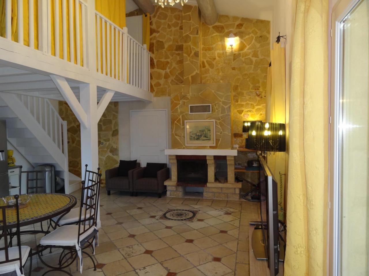 Ferienwohnung Locations Des Alpilles Saint-Rémy-de-Provence Exterior foto