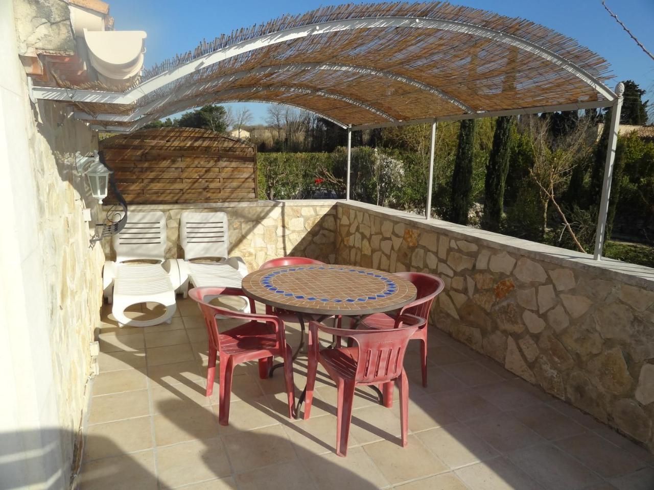 Ferienwohnung Locations Des Alpilles Saint-Rémy-de-Provence Exterior foto