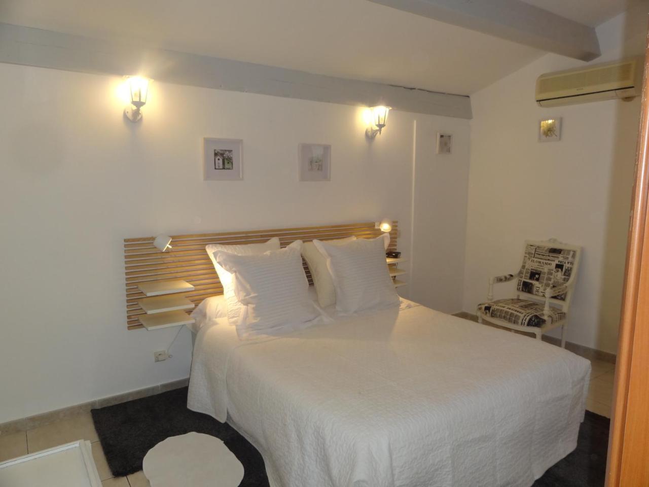 Ferienwohnung Locations Des Alpilles Saint-Rémy-de-Provence Exterior foto